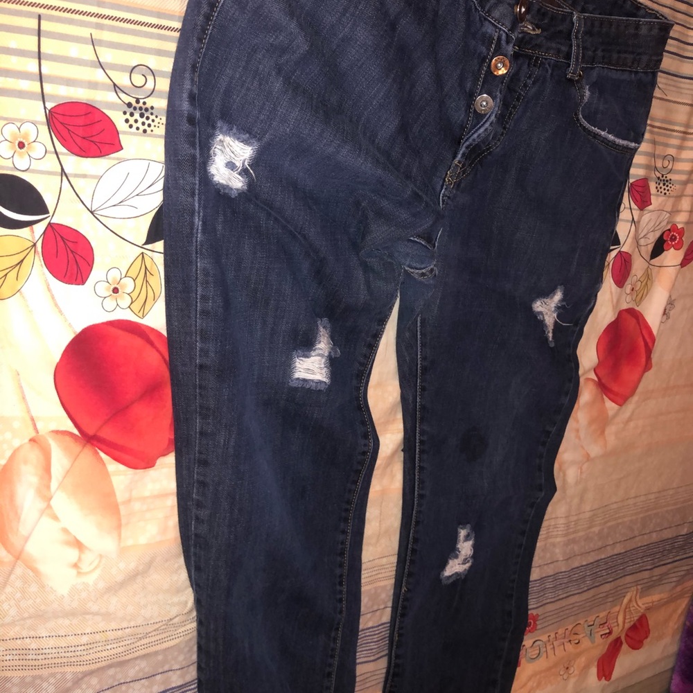 Pants - Picture 2 of 3